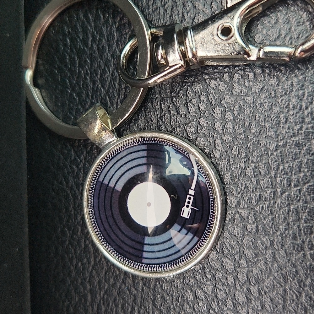 Vinyl Record Keychain - Picture 3 of 3